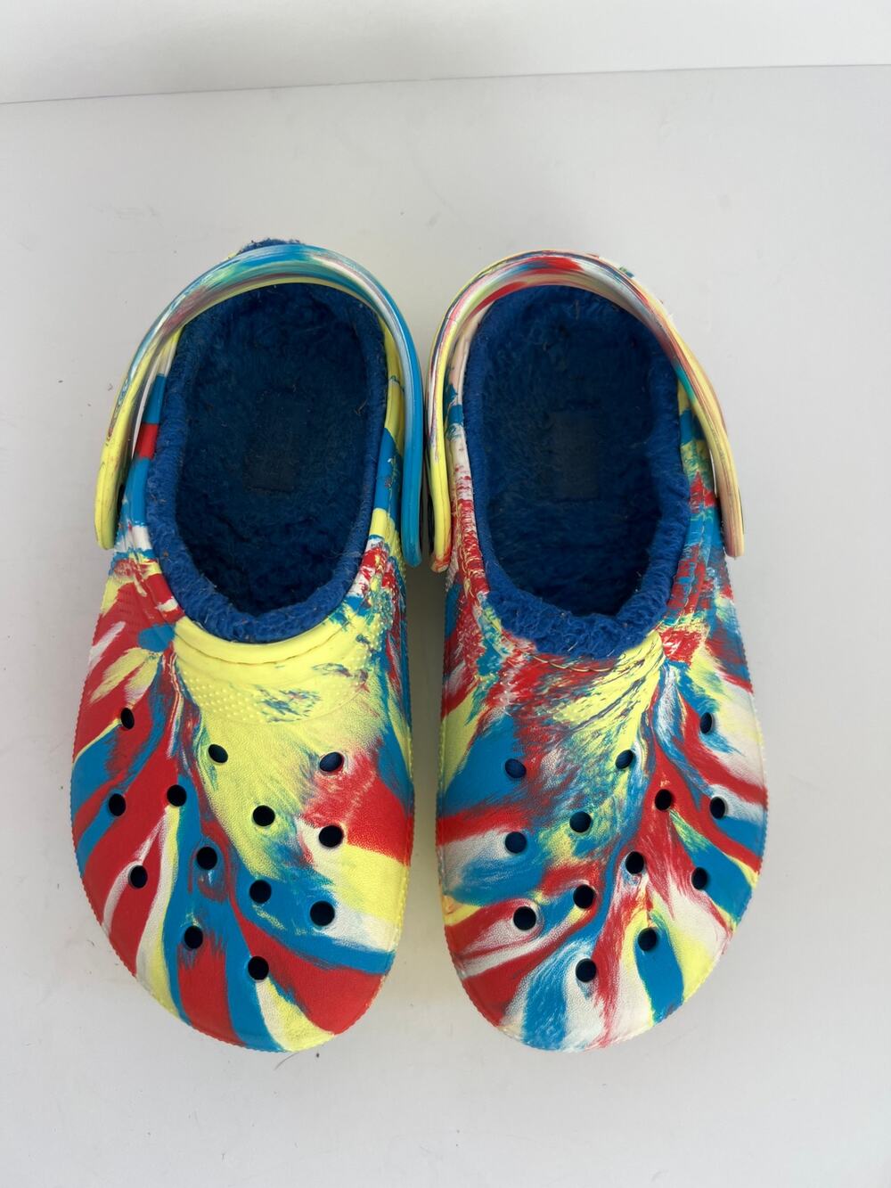 Crocs Kids Classic Lined Marbled Clog Sulphur Multi Blue Fuzzy Slippers Size J1